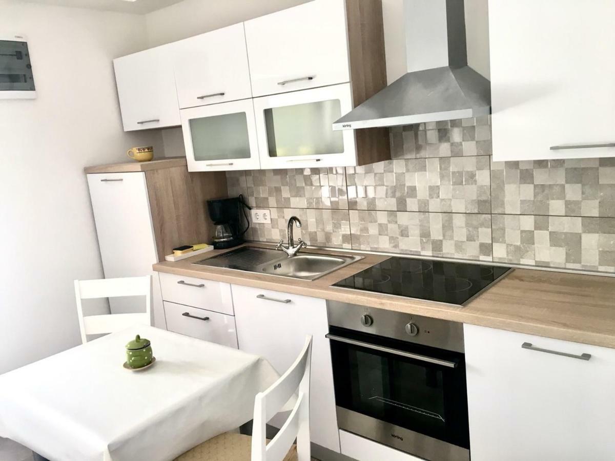 Apartment Lili 포레치 외부 사진
